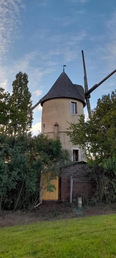 Moulin A Vent Le Champ Du Trail Villa Saint-Cyr-des-Gats Bagian luar foto