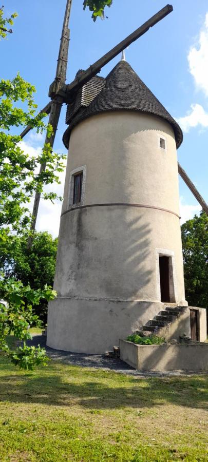 Moulin A Vent Le Champ Du Trail Villa Saint-Cyr-des-Gats Bagian luar foto